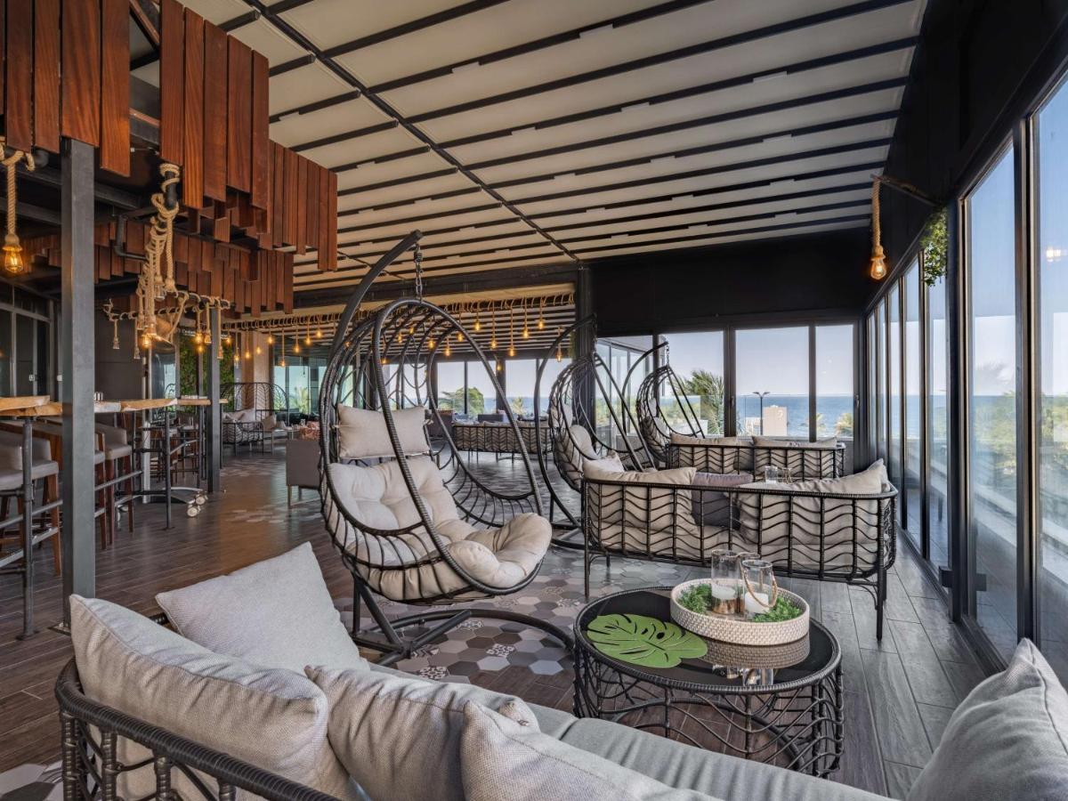 The Venue Jeddah Corniche Ξενοδοχείο Εξωτερικό φωτογραφία The 360° Sky Bar