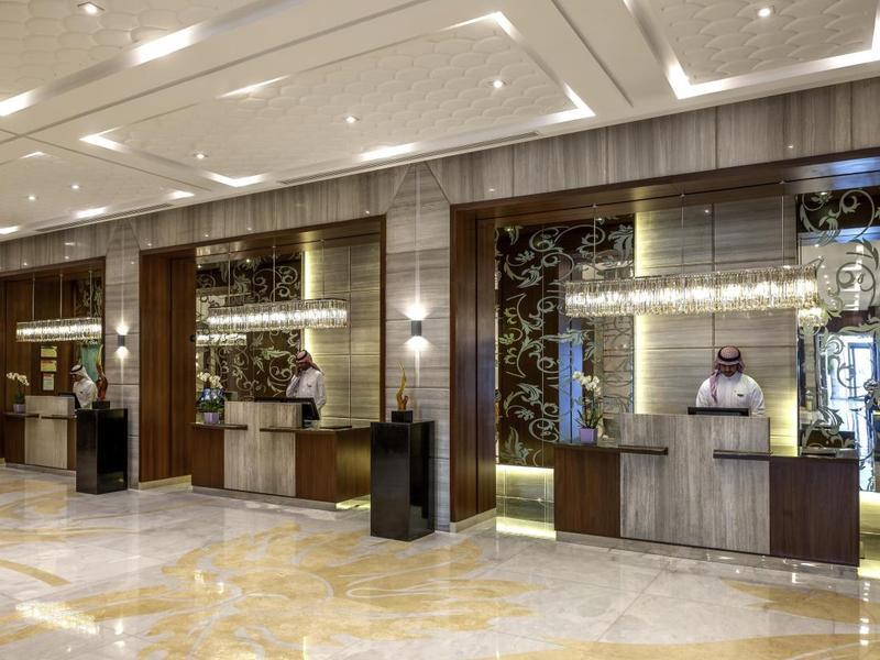 The Venue Jeddah Corniche Ξενοδοχείο Εξωτερικό φωτογραφία The lobby of the Ritz-Carlton, Riyadh